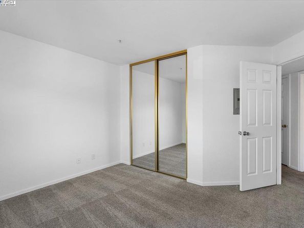 21103 Gary Dr 303, Hayward CA 94546