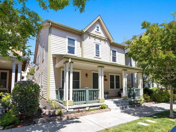 2105 Drake Ln, Hercules CA 94547
