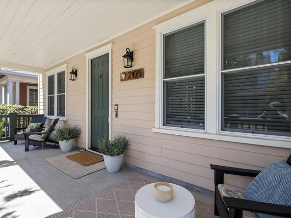 2105 Drake Ln, Hercules CA 94547