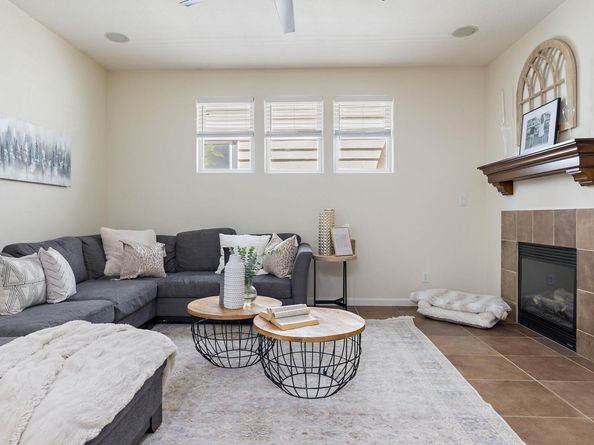 2105 Drake Ln, Hercules CA 94547