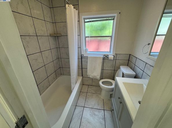 865 Old Canyon Road, Fremont CA 94536