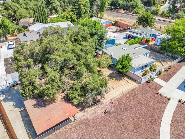 865 Old Canyon Road, Fremont CA 94536