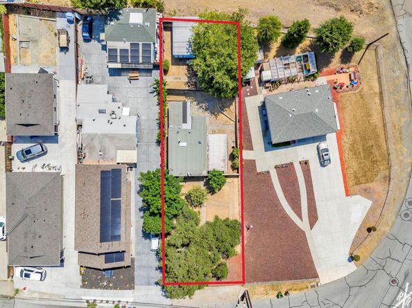 865 Old Canyon Road, Fremont CA 94536