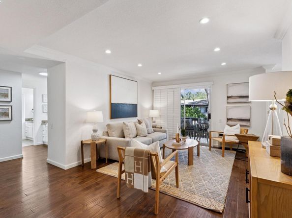 150 Sharene Ln 111, Walnut Creek CA 94596