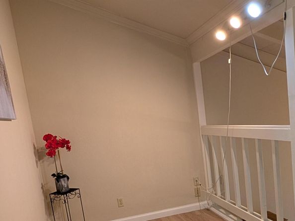 22 Holcomb Ct, Walnut Creek CA 94596