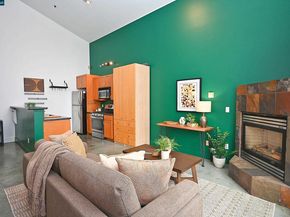675 8Th Street 15, Oakland CA 94607