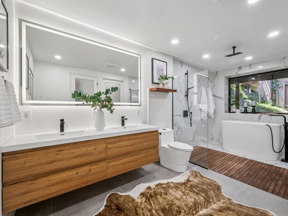 7249 Wild Currant Way, Oakland CA 94611