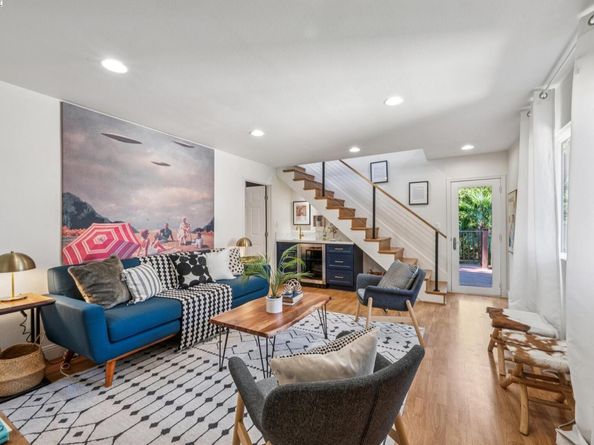 7249 Wild Currant Way, Oakland CA 94611