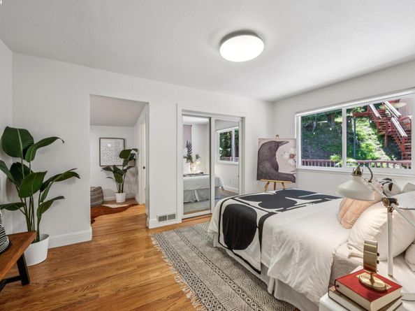 7249 Wild Currant Way, Oakland CA 94611
