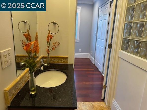 2527 Buena Vista Ave, Walnut Creek CA 94597