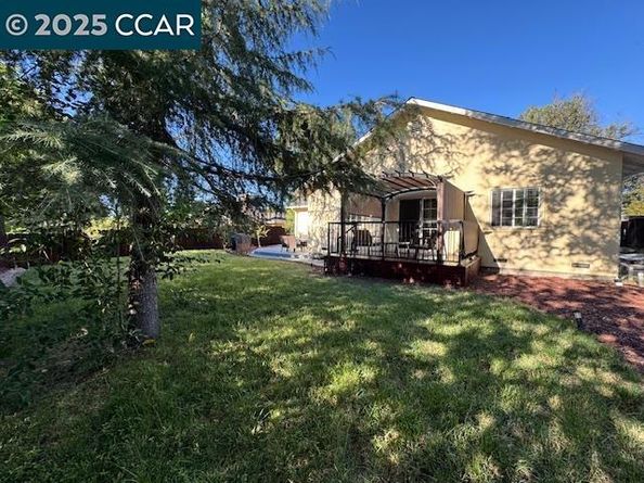 2527 Buena Vista Ave, Walnut Creek CA 94597