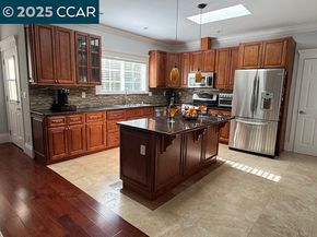 2527 Buena Vista Ave, Walnut Creek CA 94597