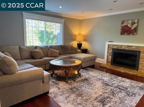 2527 Buena Vista Ave, Walnut Creek CA 94597