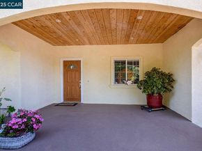 2527 Buena Vista Ave, Walnut Creek CA 94597