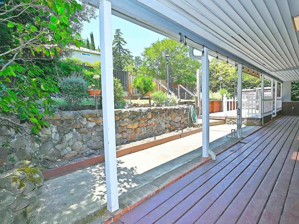 3810 Canyon Way, Martinez CA 94553