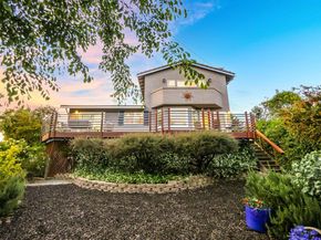 24948 Campus Dr, Hayward CA 94542