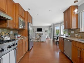 24948 Campus Dr, Hayward CA 94542