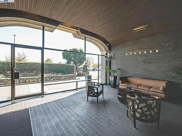 1555 Lakeside 62, Oakland CA 94612