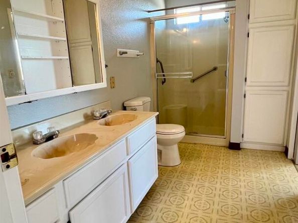 1950 Randy St, San Leandro CA 94579