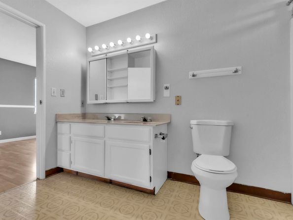 1950 Randy St, San Leandro CA 94579