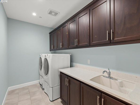 379 Felipe Cmn, Fremont CA 94539