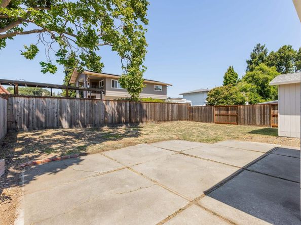 21259 Hobert St, Castro Valley CA 94546