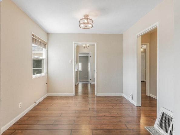 21259 Hobert St, Castro Valley CA 94546