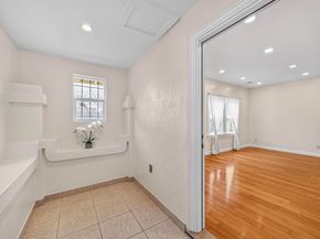 931 E 23Rd St, Oakland CA 94606