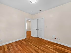 931 E 23Rd St, Oakland CA 94606