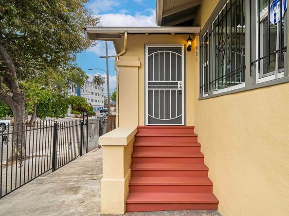 931 E 23Rd St, Oakland CA 94606