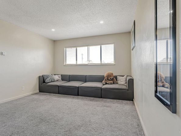 1250 95Th Ave, Oakland CA 94603