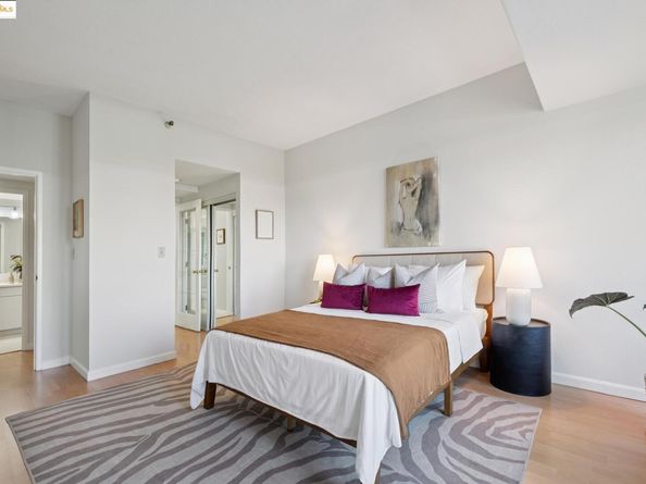 6363 Christie Avenue 312, Emeryville CA 94608