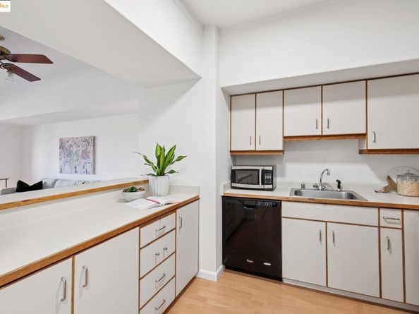 6363 Christie Avenue 312, Emeryville CA 94608