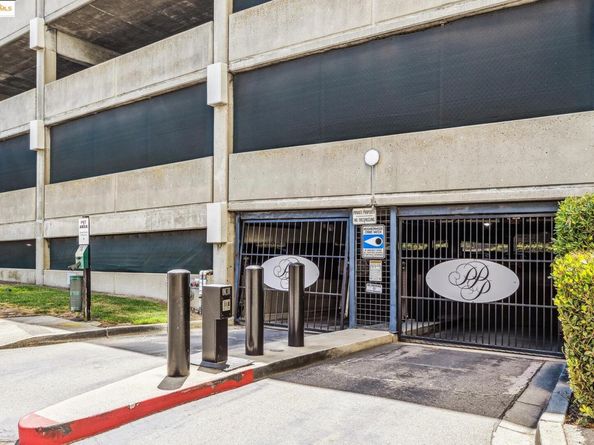 6363 Christie Avenue 312, Emeryville CA 94608