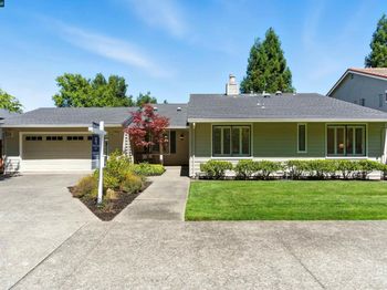 1725 Spyglass Ln