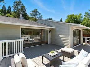 1725 Spyglass Ln, Moraga CA 94556