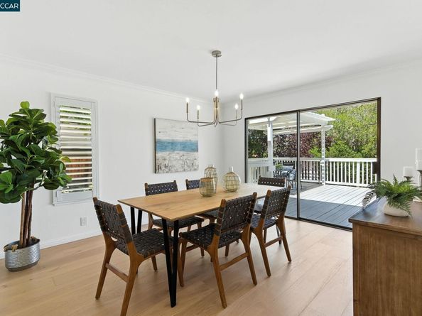 1725 Spyglass Ln, Moraga CA 94556