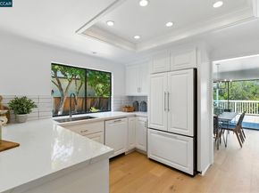 1725 Spyglass Ln, Moraga CA 94556