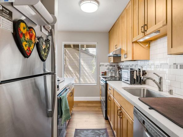 1241 Homestead Ave 206, Walnut Creek CA 94598