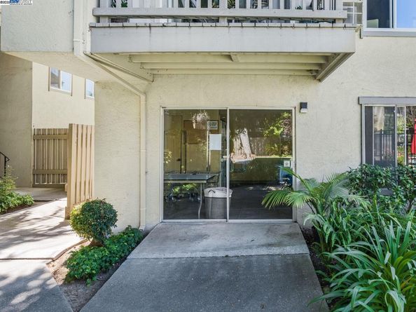 1241 Homestead Ave 206, Walnut Creek CA 94598