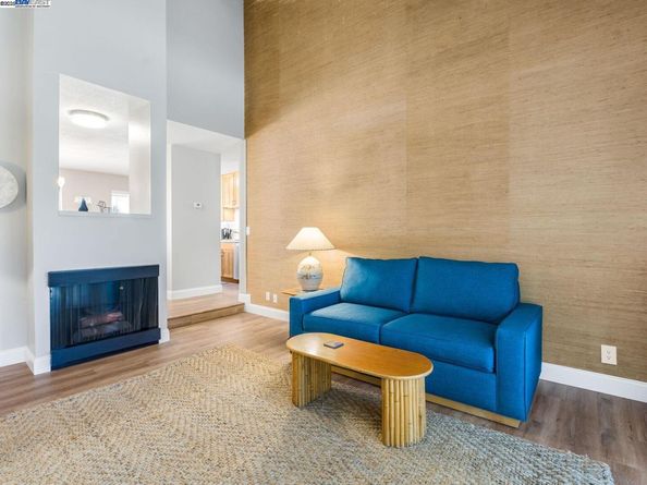 1241 Homestead Ave 206, Walnut Creek CA 94598