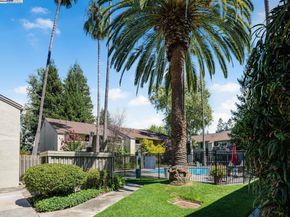 1241 Homestead Ave 206, Walnut Creek CA 94598