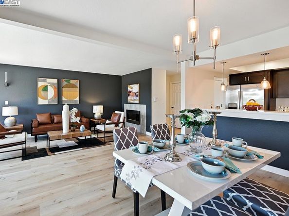 456 Mariners Island Blvd 318, San Mateo CA 94404