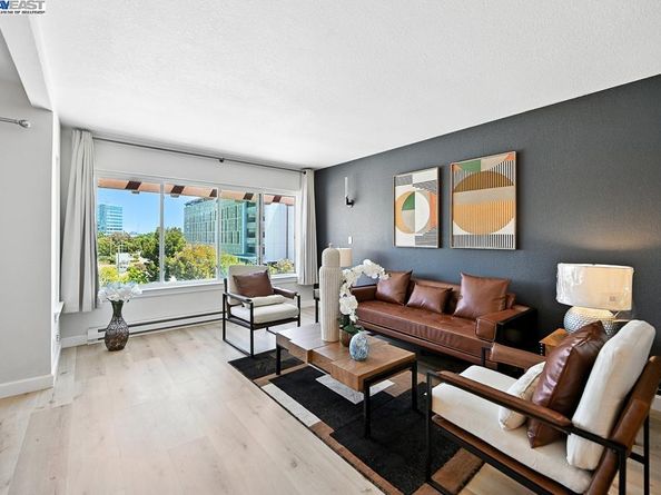 456 Mariners Island Blvd 318, San Mateo CA 94404