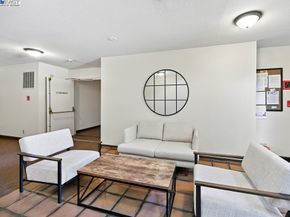 456 Mariners Island Blvd 318, San Mateo CA 94404