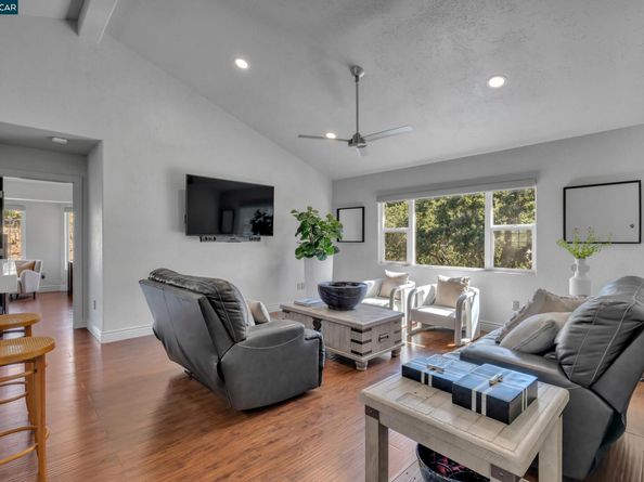 127 Caminar Way, Walnut Creek CA 94596