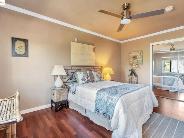 6941 Outlook Ave, Oakland CA 94605