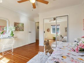 6941 Outlook Ave, Oakland CA 94605