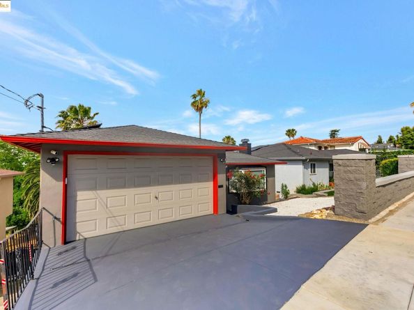 6941 Outlook Ave, Oakland CA 94605