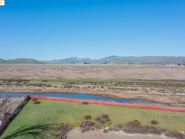 2035 Monterey Dr, Livermore CA 94551